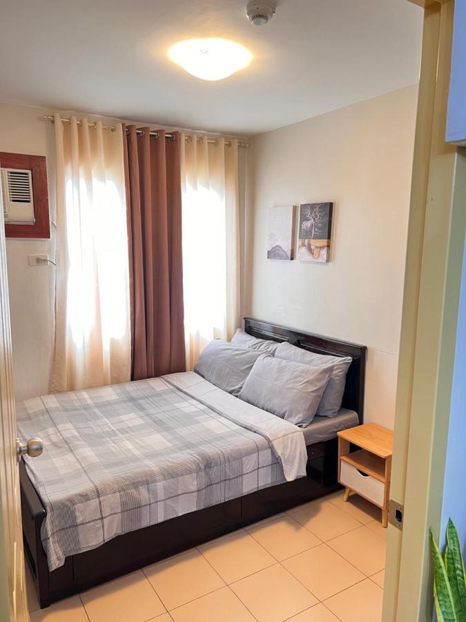 One Spatial Two Bedroom Condominium Unit With Pool And Gym Free Netflix And Wifi Iloilo Zewnętrze zdjęcie