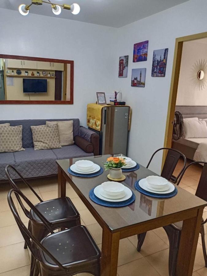 One Spatial Two Bedroom Condominium Unit With Pool And Gym Free Netflix And Wifi Iloilo Zewnętrze zdjęcie
